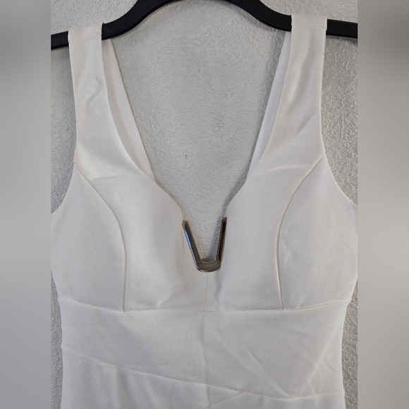 Windsor Cream Sleeveless Dress - Picture 5 of 8